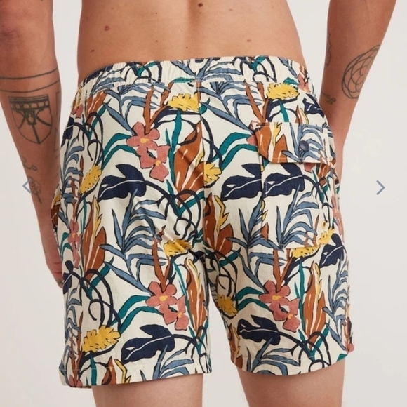 Marine layer Swim Trunk in Natural Floral Print - Picture 3 of 7